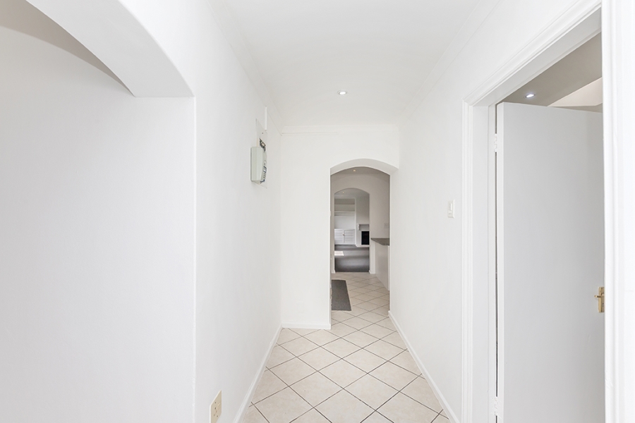 To Let 2 Bedroom Property for Rent in Wynberg Western Cape